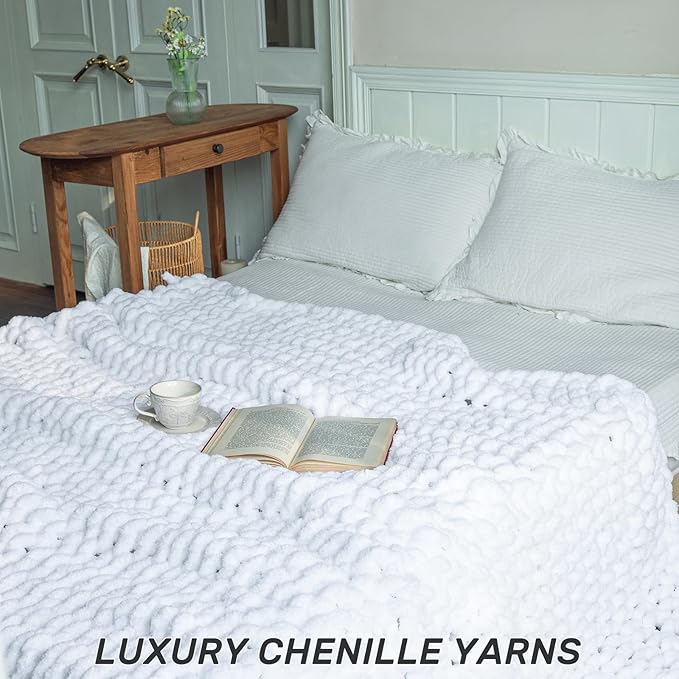 Chunky Knit Blanket - Luxury Soft Cozy 50 * 60 Throw Blanket,100% Woven Blanket Rope Knot Throw Blanket for Couch, Sofa, Home Decor, Gift - Machine Washable(White)