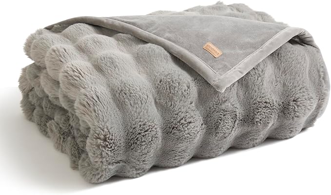 EVERGRACE Ultra Soft Luxury Fluffy Ridgeline Faux Rabbit Fur Throw Blanket, Thick Warm Bubble Throw for Bed, Cozy Plush Reversible Blankets for Couch, Chair, Sofa, Grey, 50x60 Inches, 870 GSM