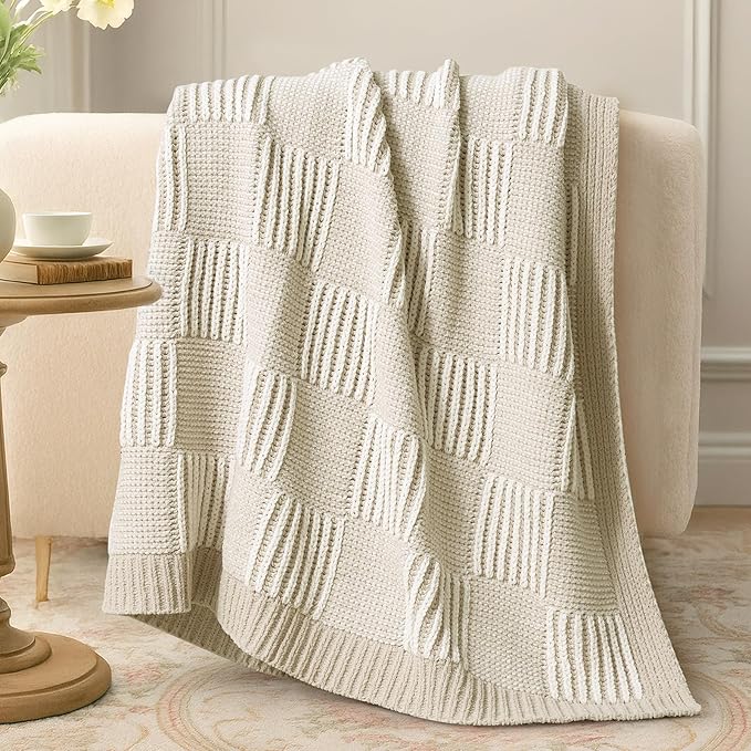 Amélie Home Chenille Knit Throw Blanket for Couch, Checkered Texture Decorative Soft Blanket for Sofa, Bed & Living Room, 50"x60", Khaki & White