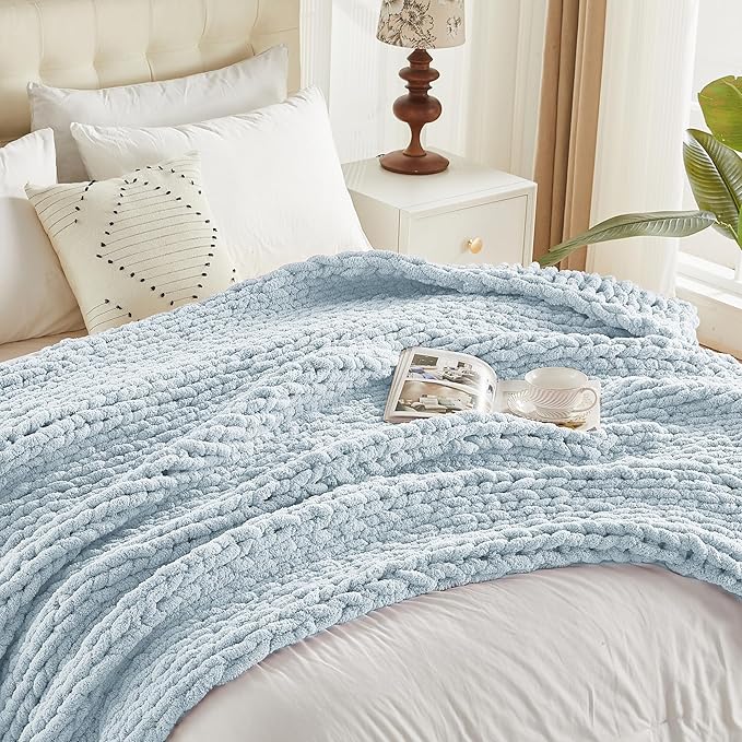 Carriediosa Chunky Knit Throw Blanket 60" X 80" Twin, 100% Hand Made Large Chenille Loop Yarn Soft Fluffy Throws for Couch Sofa Bed, Big Crochet Cozy Heavy Thick Cable Woven Blanket, Light Blue