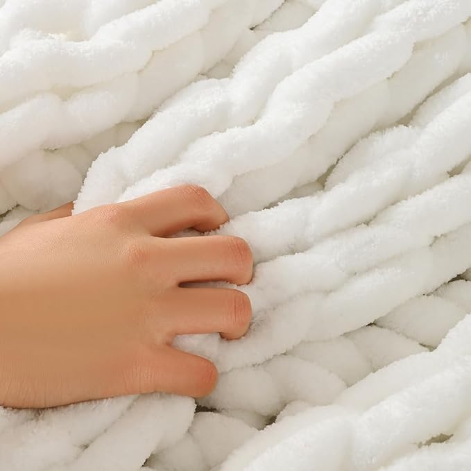 Esterra Chunky Knit Blanket Throw, 100% Handmade Chenille Throw Blanket 60"x80", Soft Thick Yarn Cable Knit Crochet Throw Blanket Rope Knot Throw for Couch Bed Sofa, Bright White