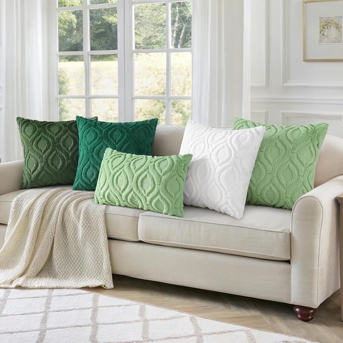 decorUhome Fall Throw Pillow Covers 18x18 Inch Set of 2, Soft Plush Decorative Faux Fur White Solid Couch Pillow Covers, Accent Farmhouse Neutral Square Euro Pillow Cases for Sofa Bed Living Room