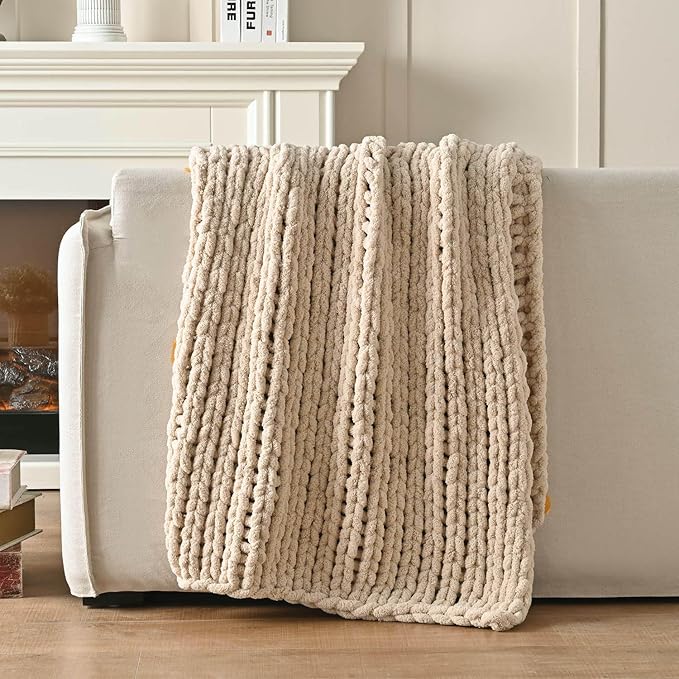 Esterra Chunky Knit Blanket Throw 50"x60", 100% Hand Knitted Chenille Throw Blanket, Cozy Soft Thick Cable Knit Throw Large Rope Knot Crochet Throw Blanket for Sofa Couch Bed, Sandshell/Oatmeal