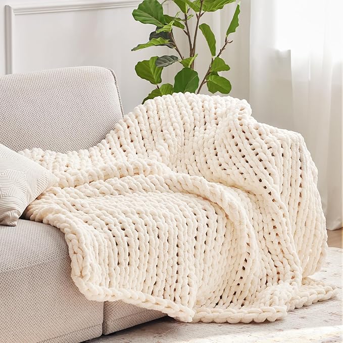 Chunky Knit Throw Blanket, 60''*80'' Knitted Throw Chenille Yarn for Bed Couch, Handmade Cream Crochet Big Thick Blanket, Machine Washable Cute Comfy Blanket for Home Decor