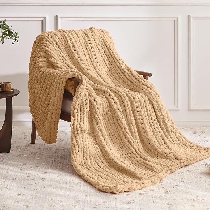 Chunky Knit Throw Blanket, 50''*60'' Knitted Throw Chenille Yarn for Bed Couch, Handmade Beige Crochet Big Thick Blanket, Machine Washable Cute Comfy Blanket for Home Decor