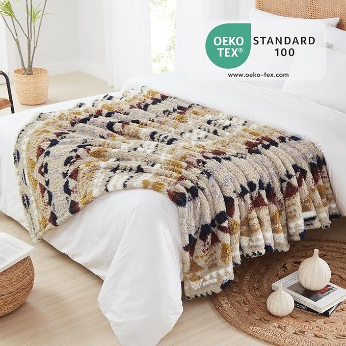 CASAAGUSTO Boho Sherpa Blanket,Teal Aztec Twin Blanket, Ultra Soft, Warm, Cozy, Plush, Thick Fleece Western Blanket for Couch, Bed, Sofa (Khaki 60 * 80 Inch)