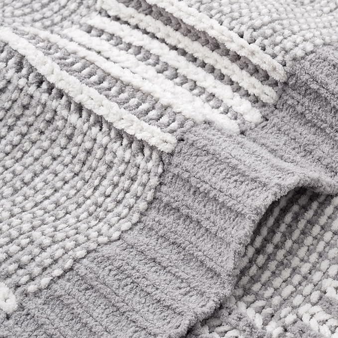 Amélie Home Chenille Knit Throw Blanket for Couch, Checkered Texture Decorative Soft Blanket for Sofa, Bed & Living Room, 50"x60", Grey & White