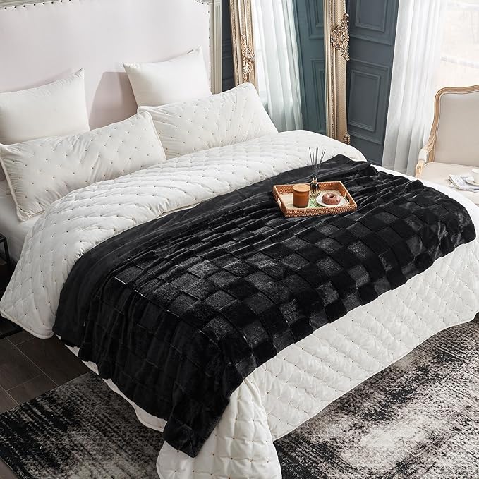 Cozy Bliss Checkered White Faux Rabbit Fur Throw Blanket, Soft Fuzzy Fluffy Minky Cream Furry Blankets for Couch, Bed (Black, King(108" x 90")