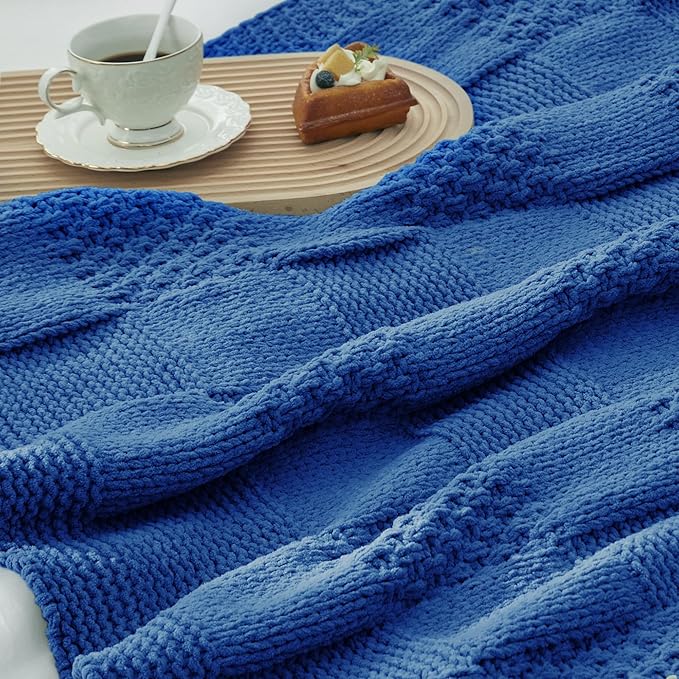 Amélie Home Chenille Knit Throw Blanket for Couch, Checkered Texture Decorative Soft Blanket for Sofa, Bed & Living Room, 50"x60", Blue