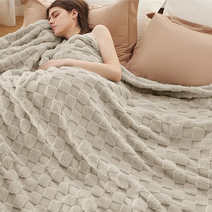 Bedsure GentleSoft Full Size Blankets for Bed Light Brown - Super Soft Cozy Fleece Blanket for Women Men Girls, Large Fuzzy Throws for Bedroom Decor, 84x90 Inches