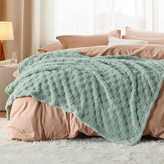 Bedsure GentleSoft Sage Green Throw Blanket for Couch - Checkered Fleece Blankets Gifts for Women Men Girls, Cute Soft Cozy Throw for Bedroom Home Decor Gifts, 50x60 Inches