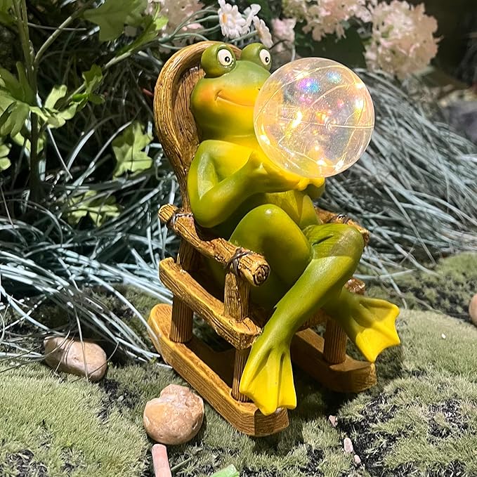 Garden Solar Frog Statue with Glowing Bubble Resin Figurine Outdoor Light Decor Hand-Painted Whimsy for Yard Patio Porch Fairy Decoration Housewarming Unique Gifti for Women